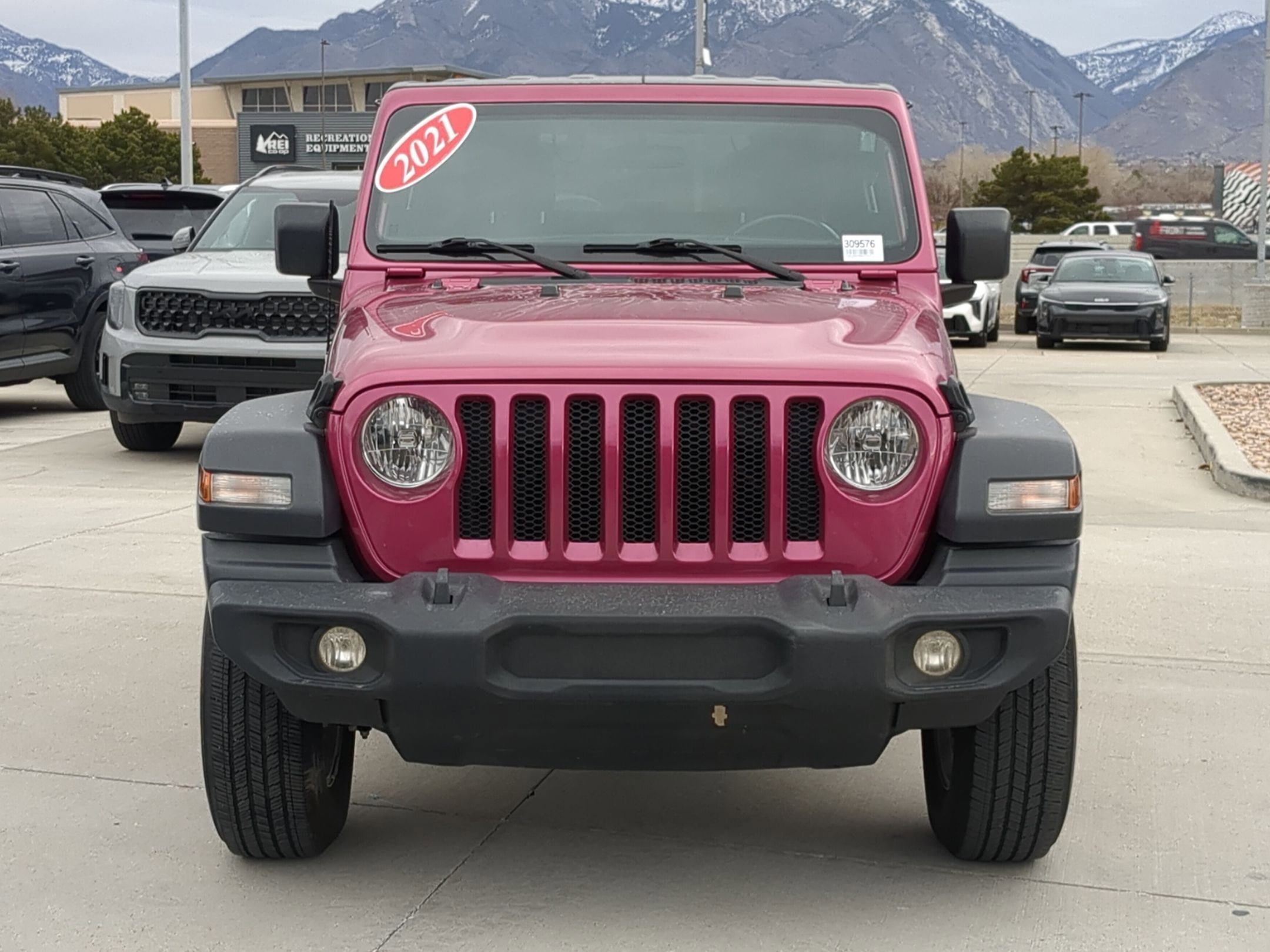Used 2021 Jeep Wrangler Sport w/ Technology Group image 9