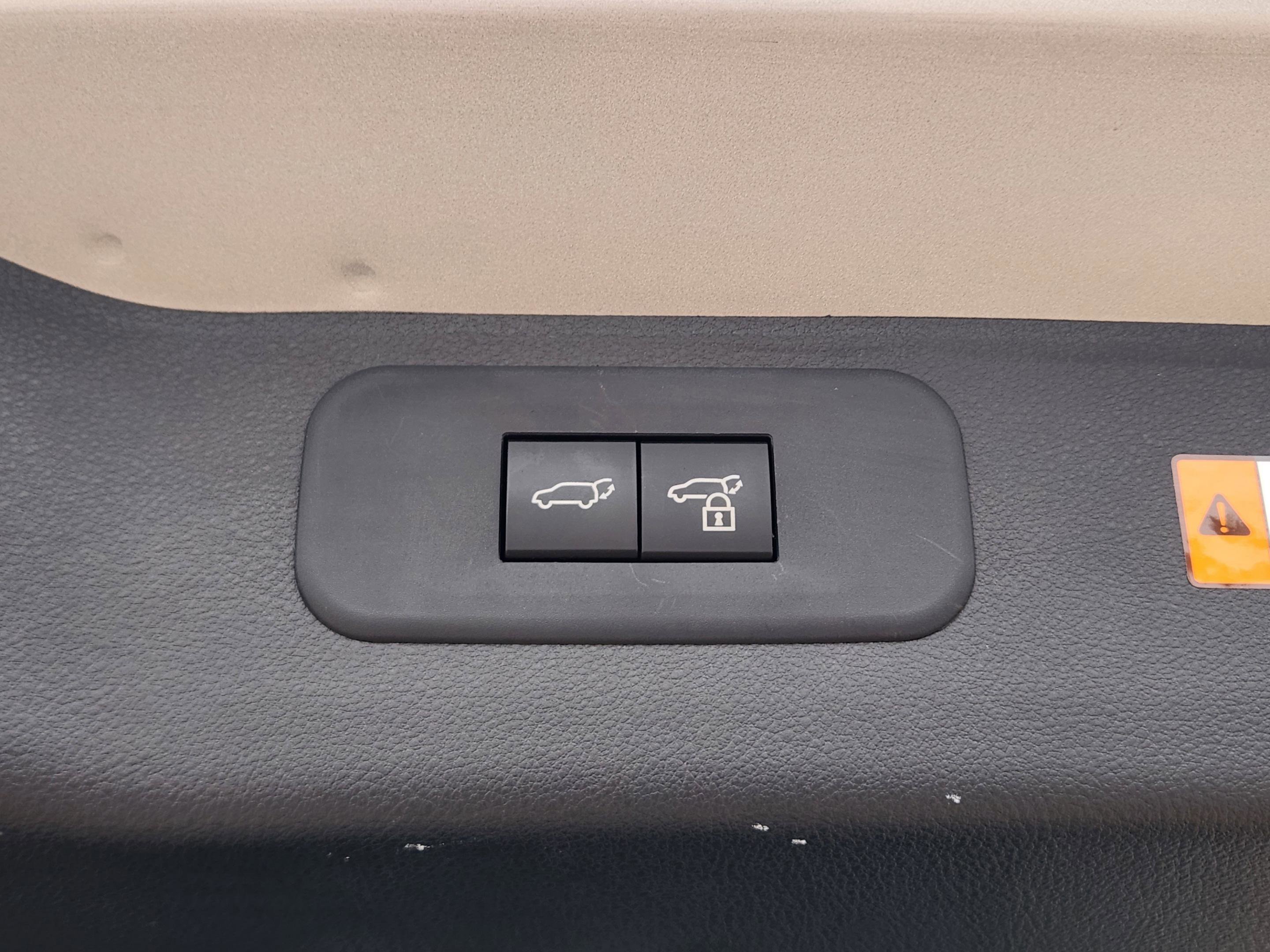 Certified 2025 Lexus TX 350 FWD w/ Technology Package image 32