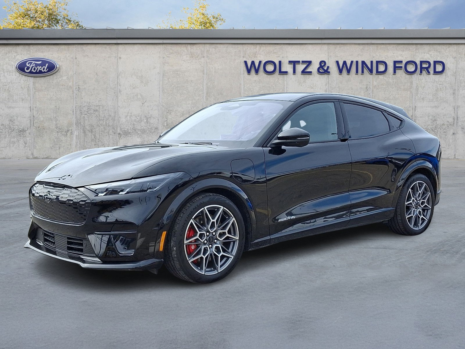 Used 2025 Ford Mustang Mach-E GT image 3