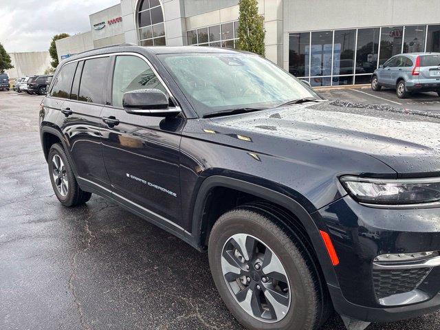Used 2024 Jeep Grand Cherokee Limited 4xe AWD/4WD image 3