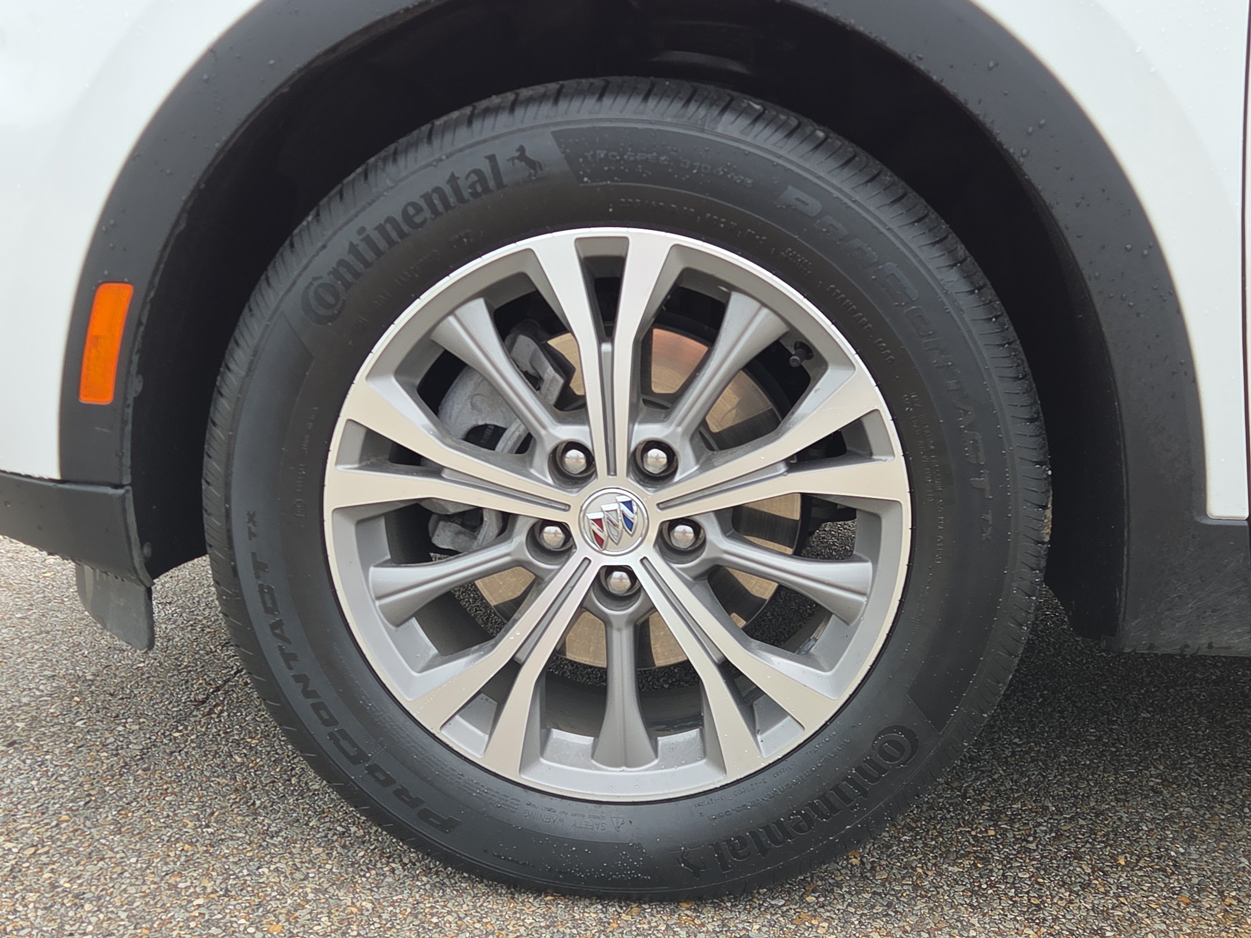 Used 2023 Buick Envision Preferred w/ Premium Seat Package AWD/4WD image 9