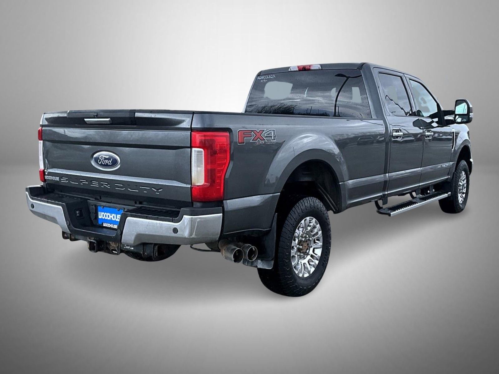 Used 2019 Ford F250 XLT w/ XLT Premium Package AWD/4WD image 5