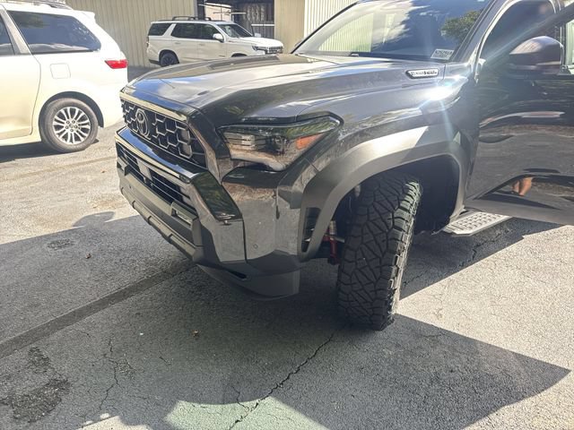Used 2025 Toyota 4Runner TRD Off-Road AWD/4WD image 32