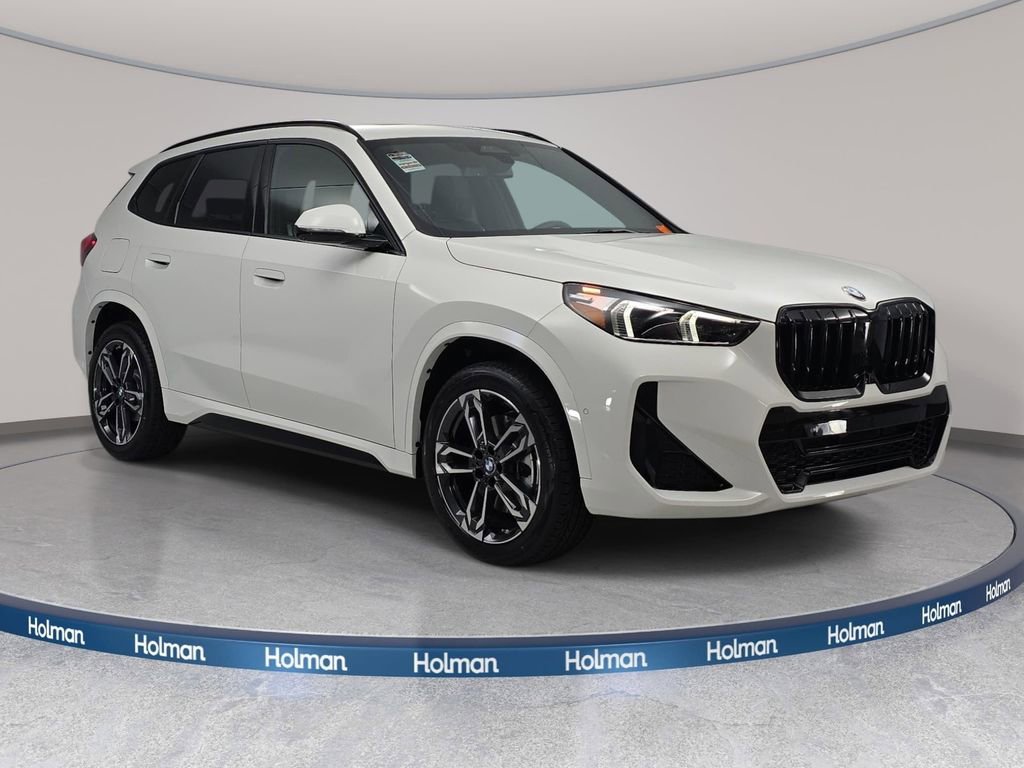 New 2026 BMW X1 xDrive28i w/ Technology Package image 3