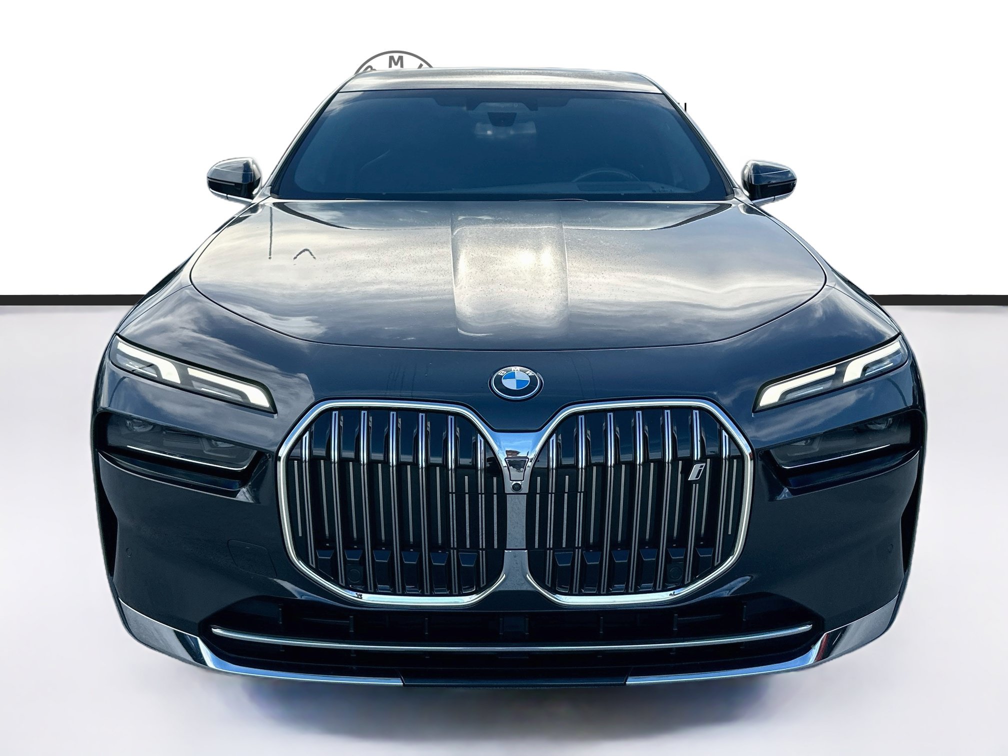 Certified 2024 BMW i7 xDrive60 AWD/4WD image 2