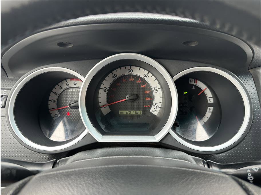 Used 2012 Toyota Tacoma 4x4 Access Cab V6 w/ TRD Off-Road Pkg image 19