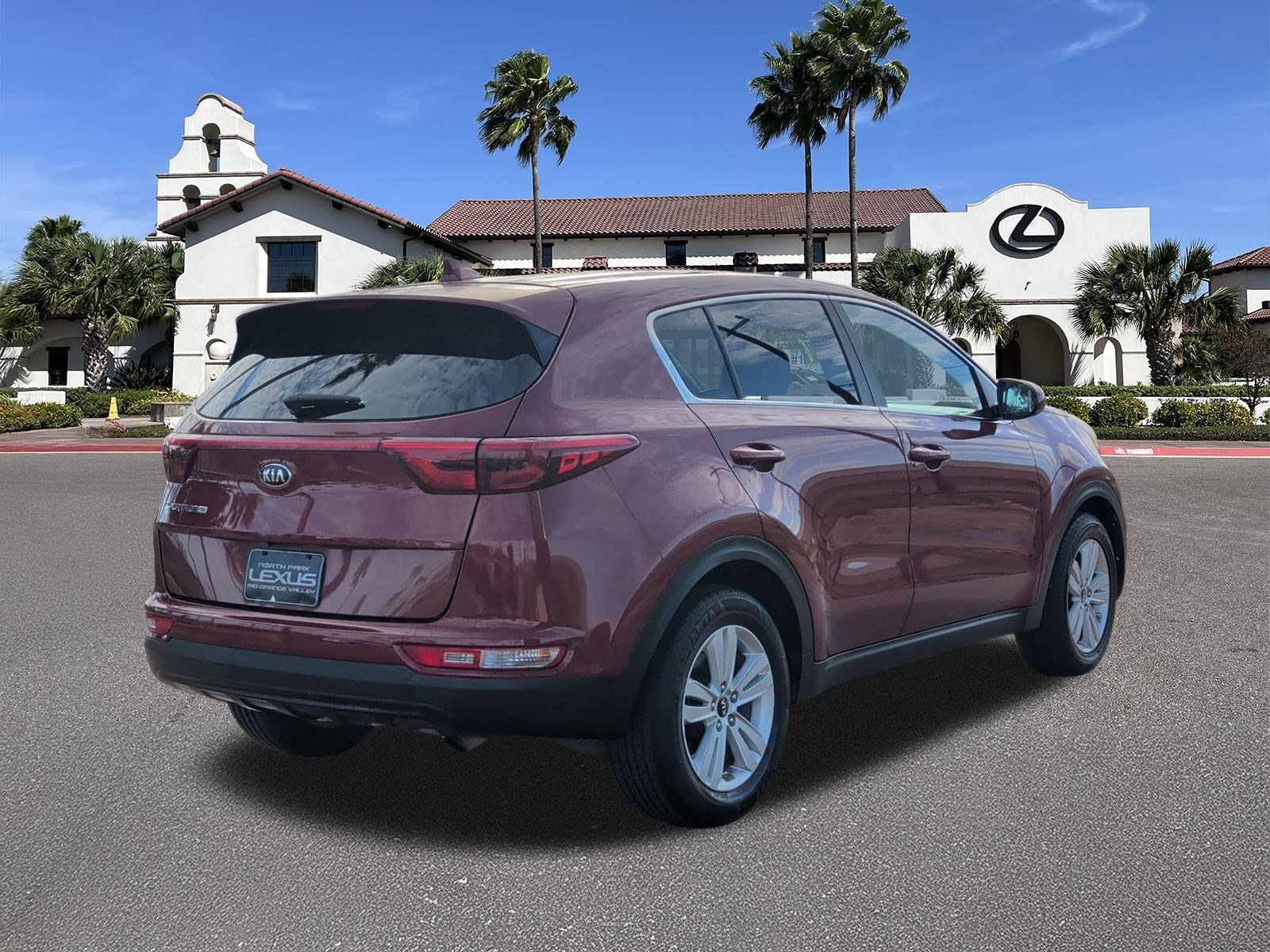 Used 2019 Kia Sportage LX FWD image 2