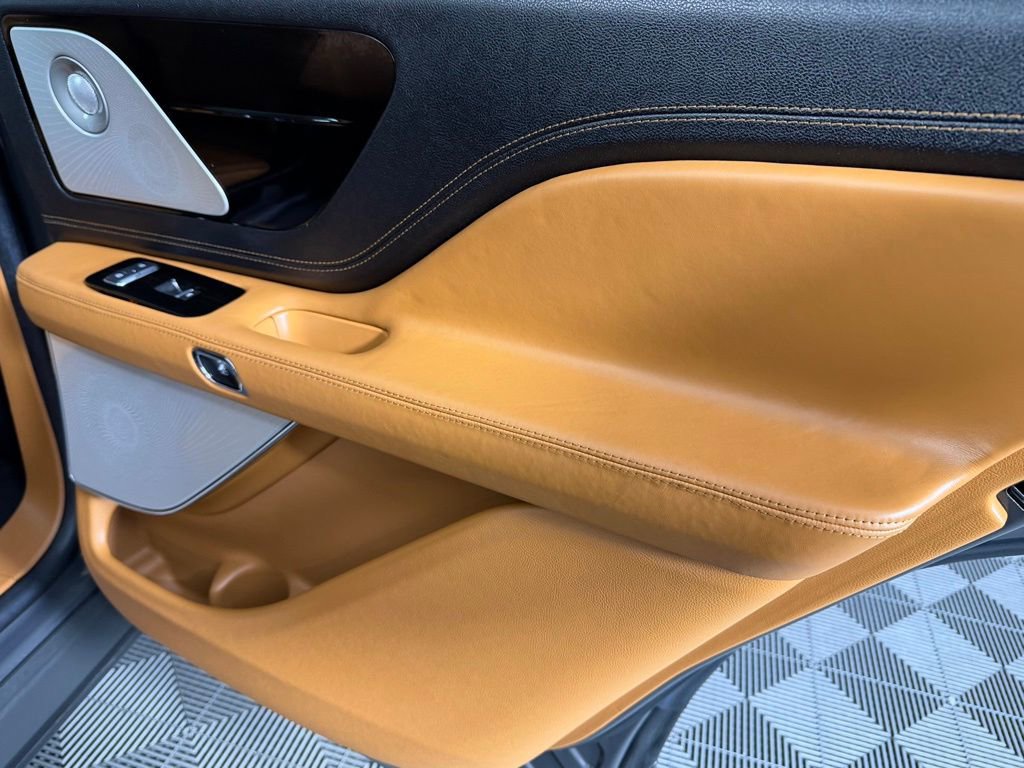 Used 2023 Lincoln Aviator Black Label image 34