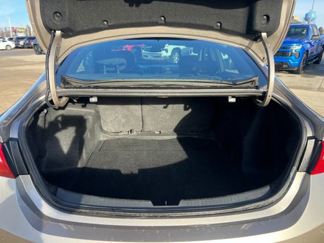 Used 2025 Chevrolet Malibu LT image 28