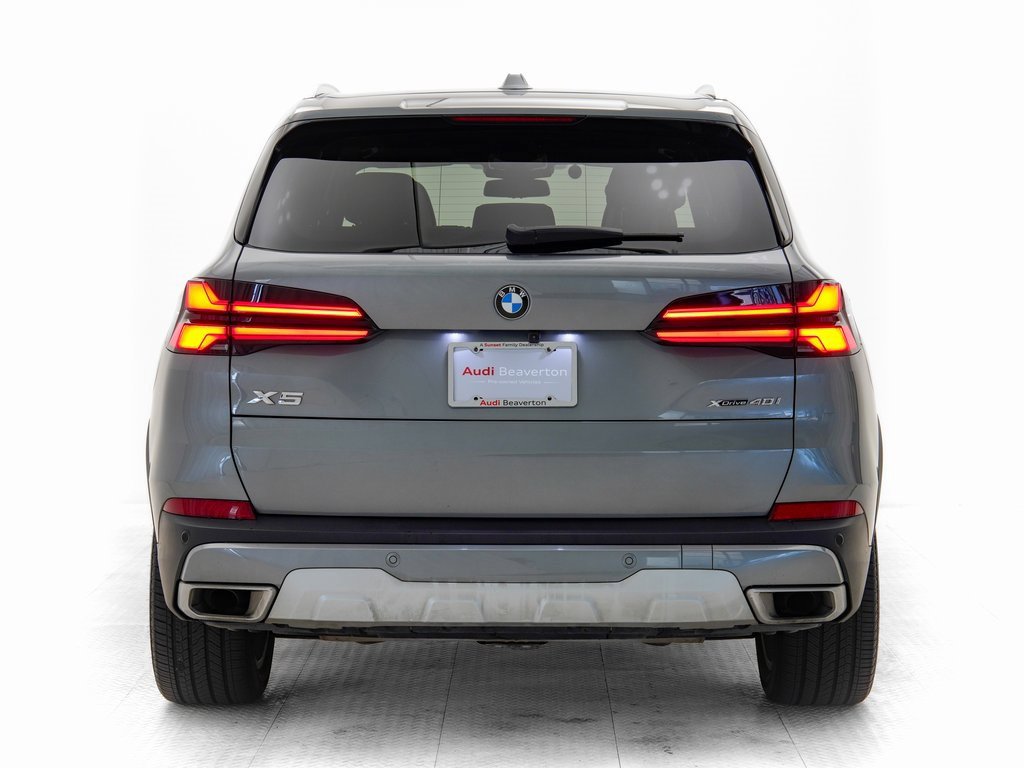 Used 2024 BMW X5 xDrive40i w/ Premium Package image 32