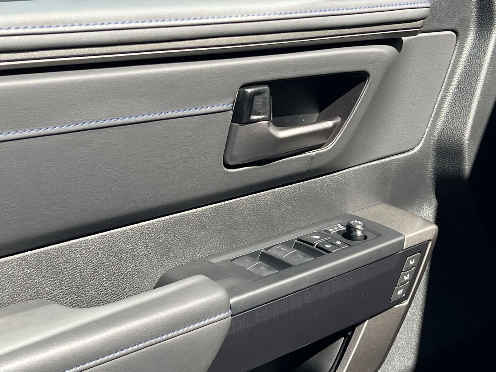 New 2026 Toyota Tundra Platinum image 10