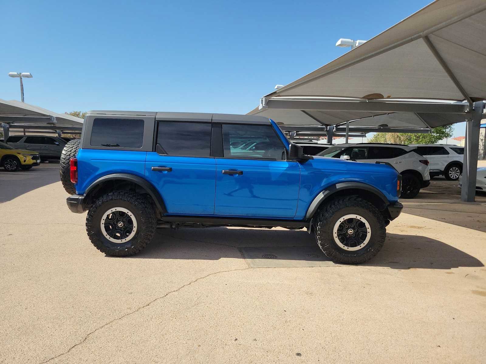 Used 2023 Ford Bronco Black Diamond w/ Sasquatch Package AWD/4WD image 9