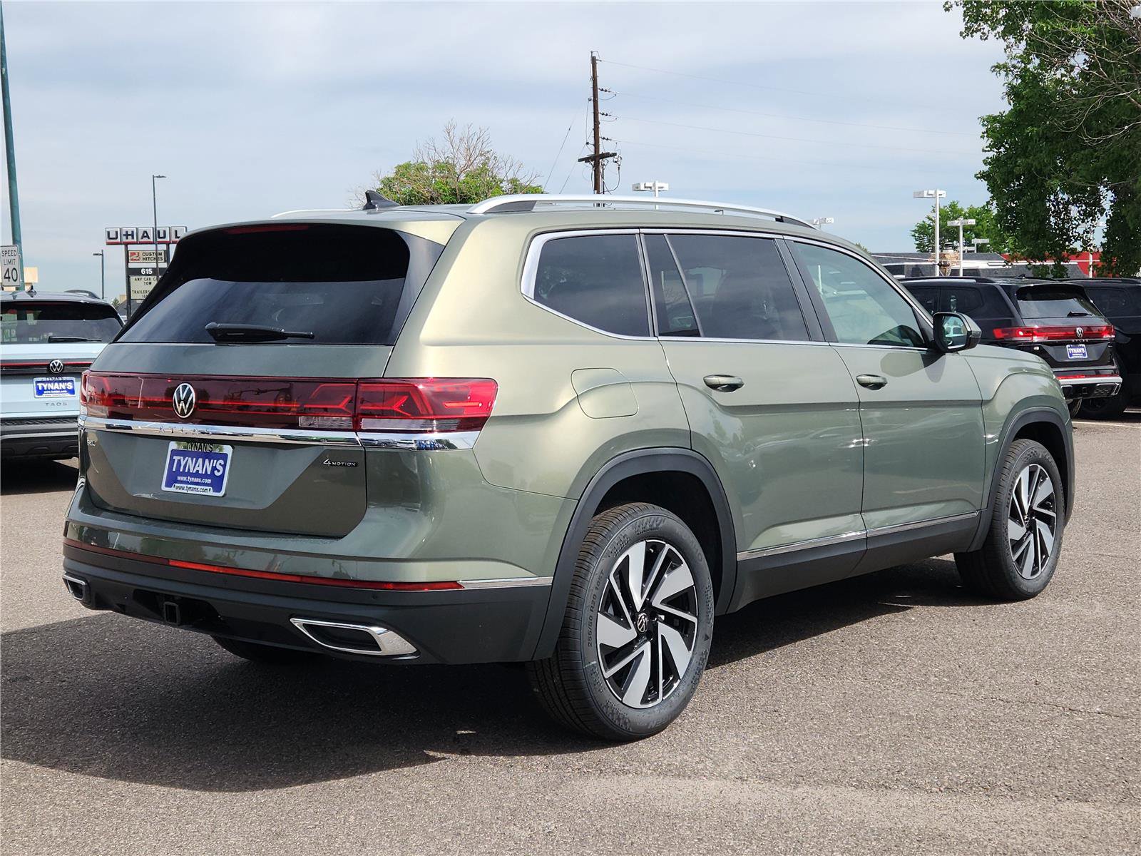 New 2025 Volkswagen Atlas SEL image 3