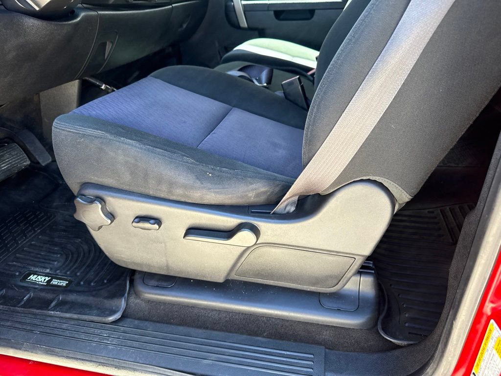 Used 2013 Chevrolet Silverado 3500 LT w/ Interior Plus Package AWD/4WD image 9