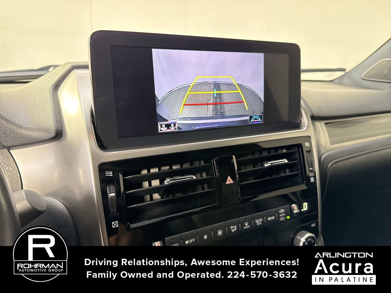 Used 2022 Lexus GX 460 Premium w/ Accessory Package AWD/4WD image 9