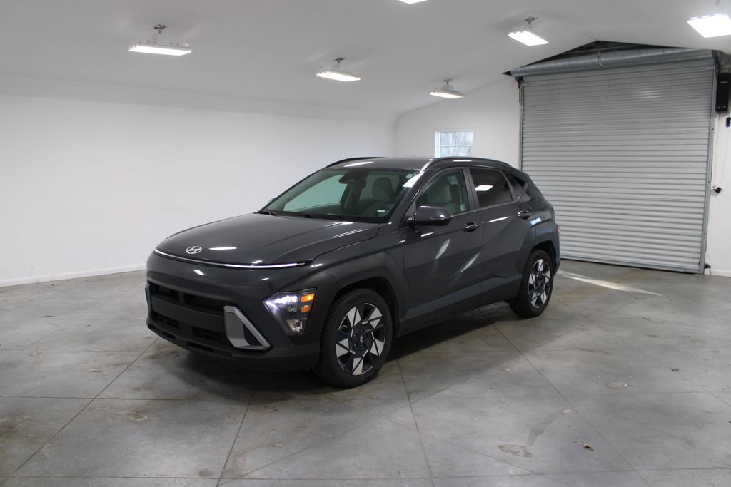 Used 2024 Hyundai Kona SEL image 4