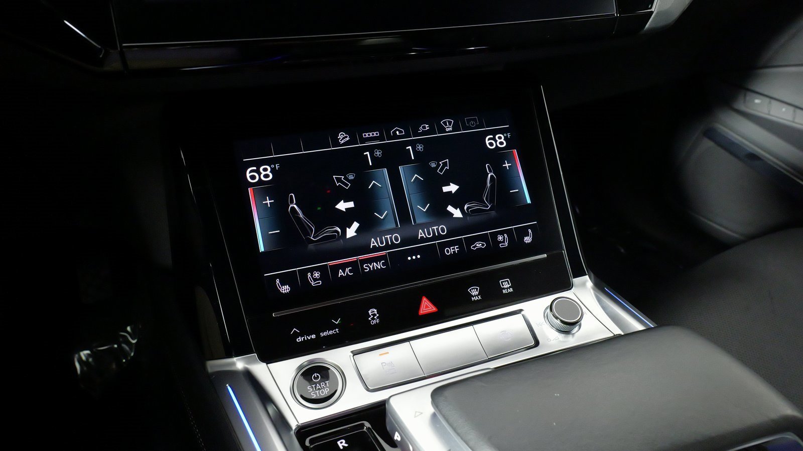 Used 2023 Audi e-tron Prestige w/ Prestige Package image 60