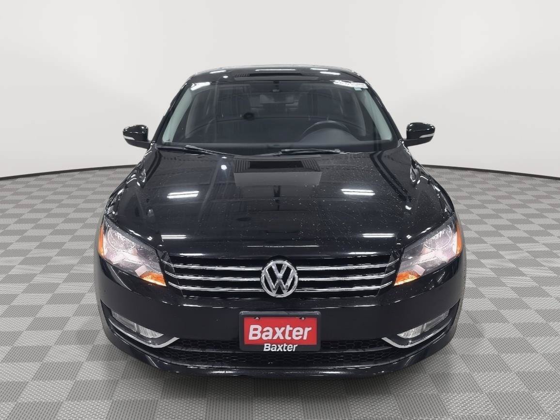 Used 2015 Volkswagen Passat 1.8T Limited Edition FWD image 9