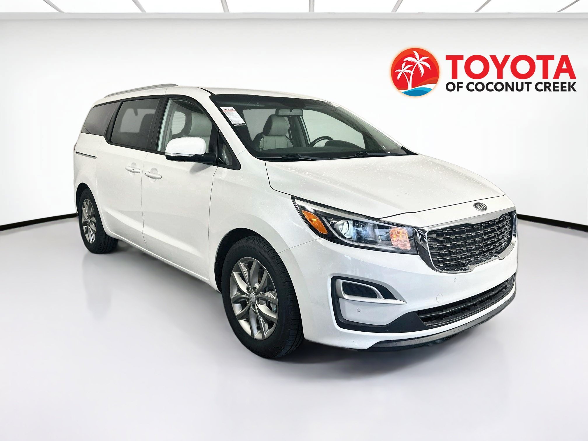 Used 2020 Kia Sedona EX FWD image 1