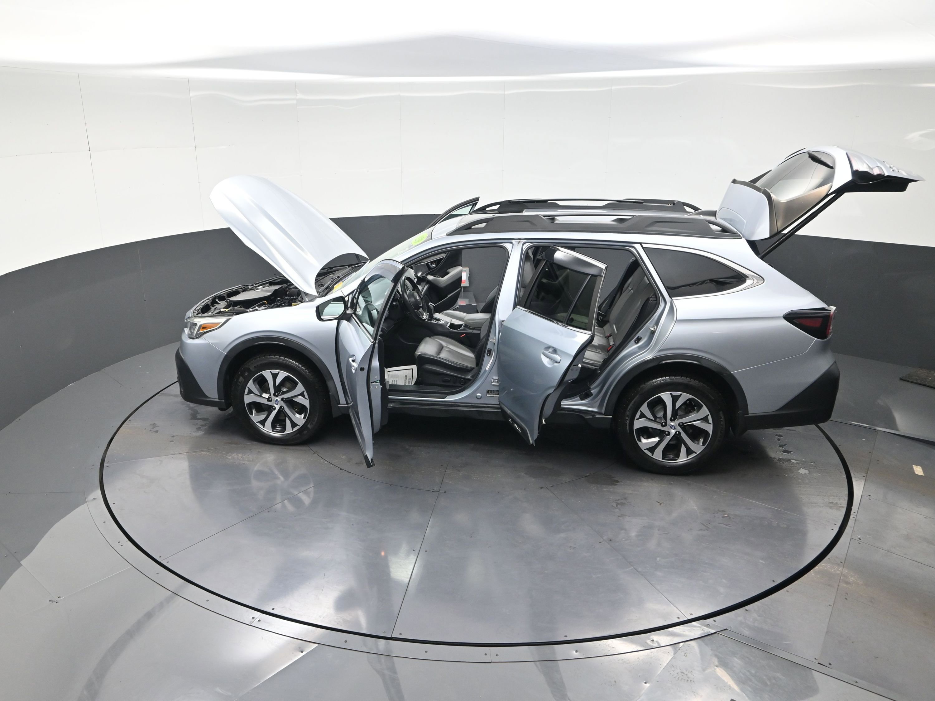 Used 2020 Subaru Outback Limited image 15