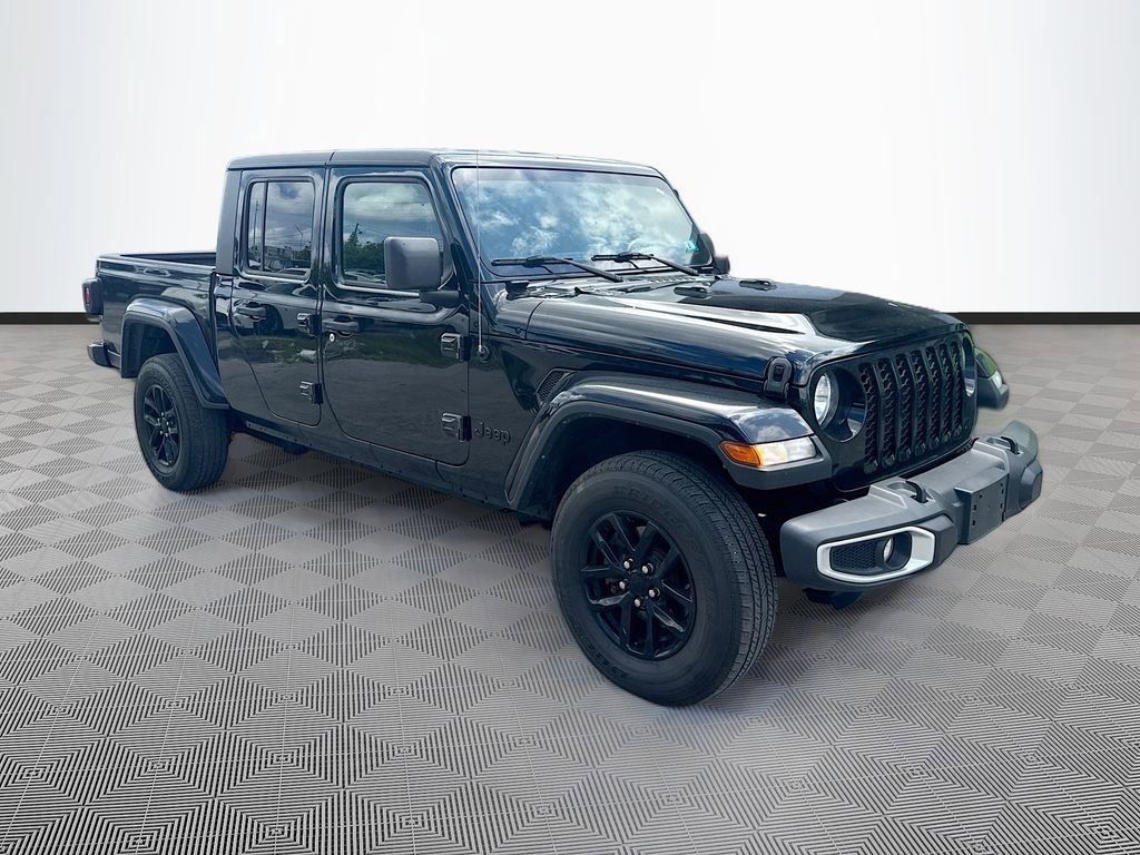 Used 2021 Jeep Gladiator Sport AWD/4WD image 4