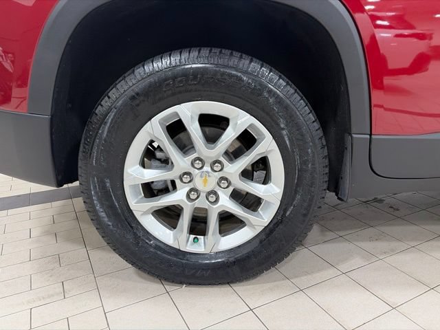 Used 2019 Chevrolet Traverse LT w/ LPO, Floor Liner Package AWD/4WD image 24