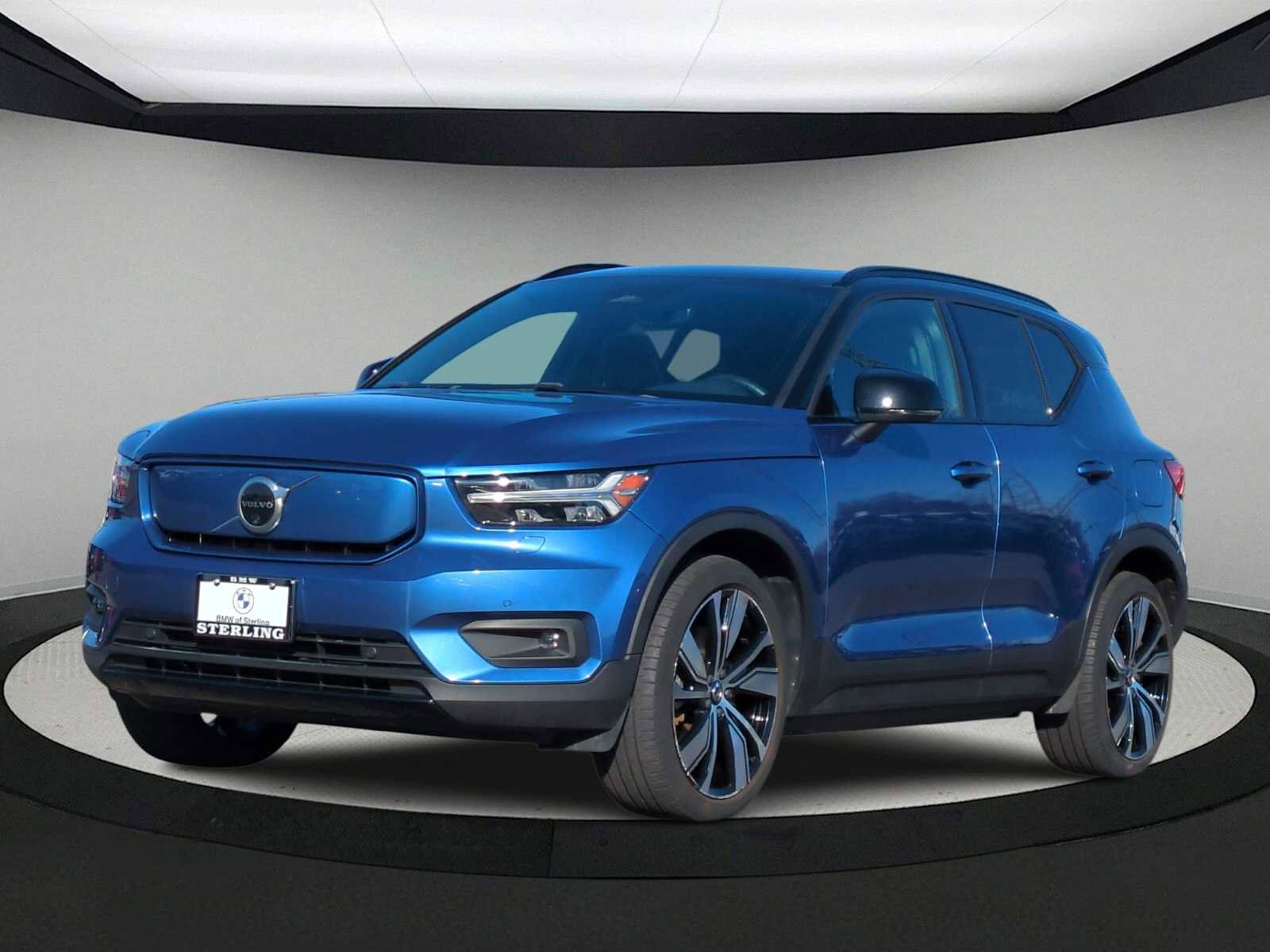 Used 2021 Volvo XC40 P8 Recharge w/ Advanced Package image 4
