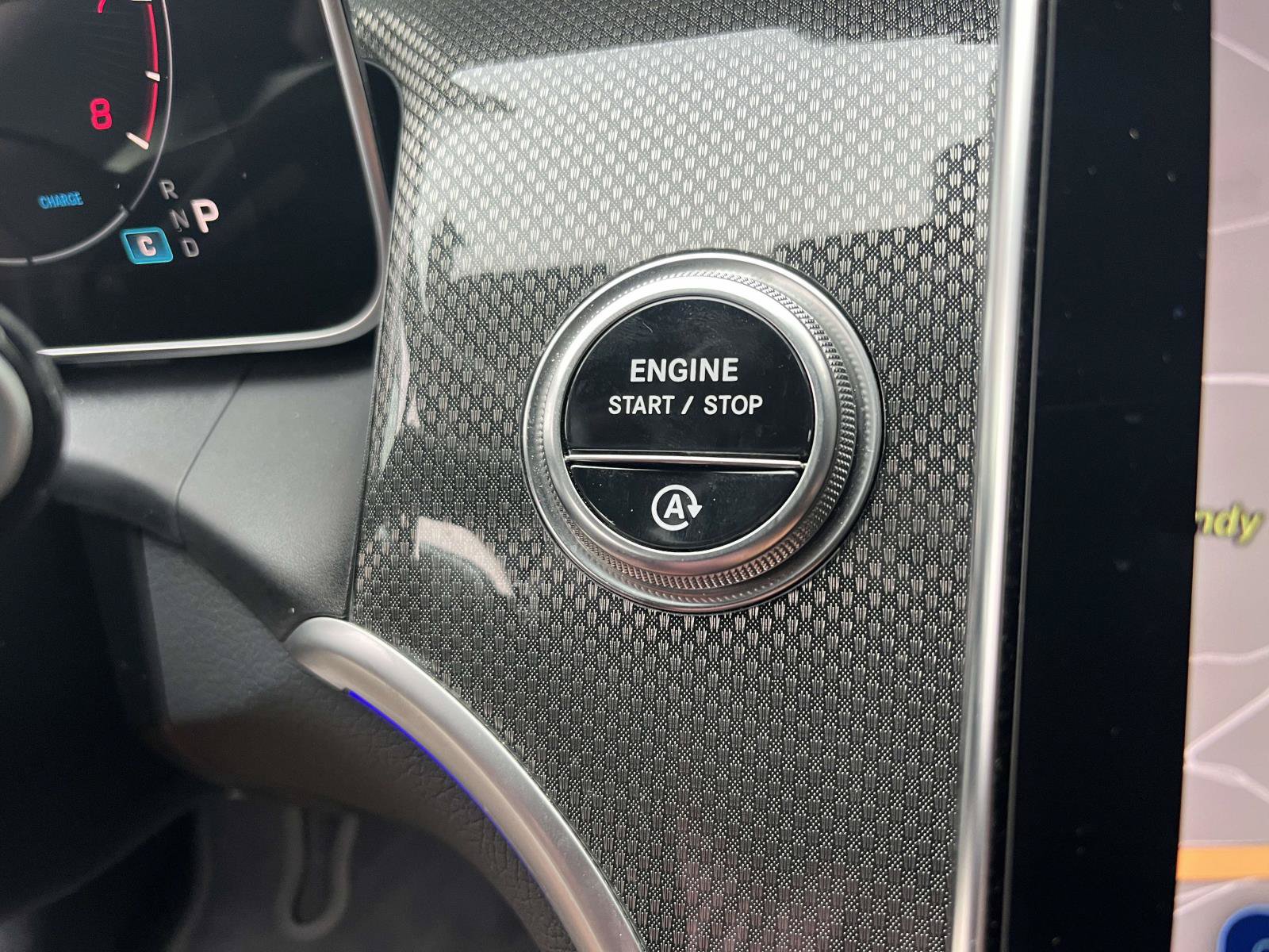 Certified 2025 Mercedes-Benz GLC 300 image 29