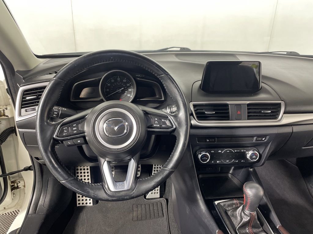 Used 2018 MAZDA MAZDA3 Touring image 10