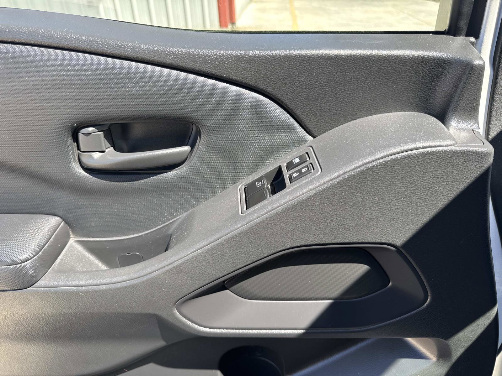 Used 2022 Nissan Frontier S RWD image 19
