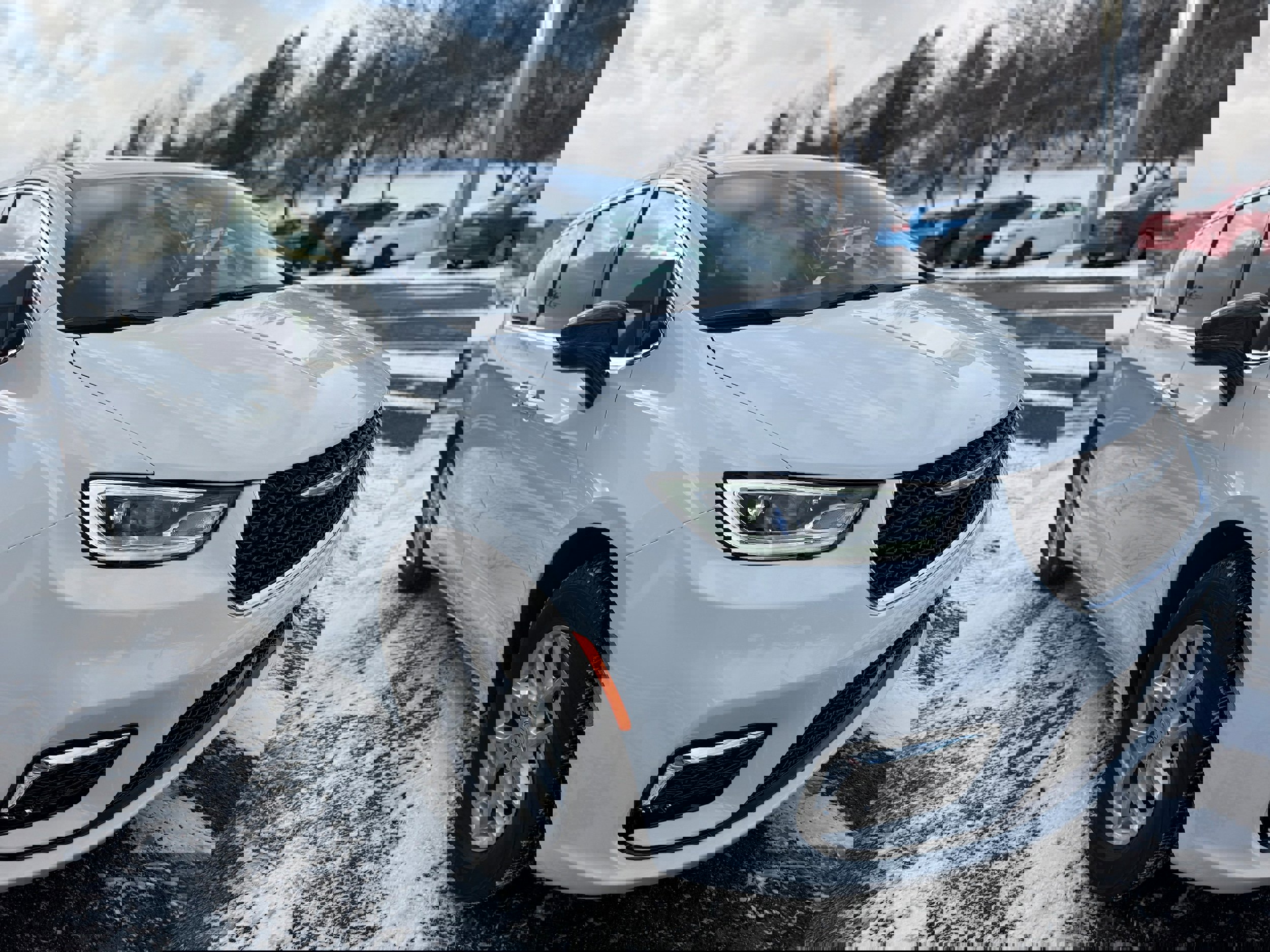 New 2026 Chrysler Pacifica Select image 6