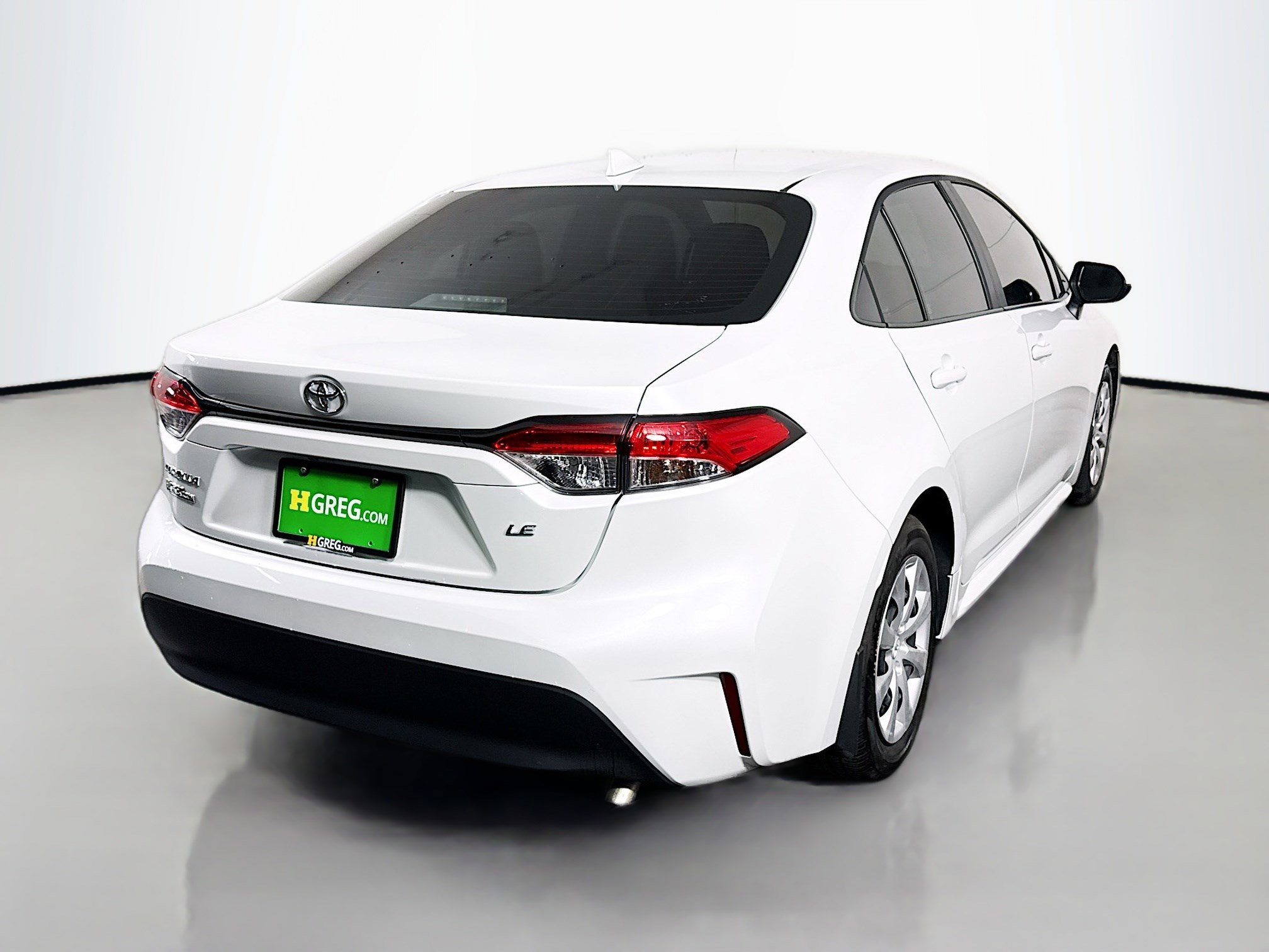 Used 2025 Toyota Corolla LE image 10