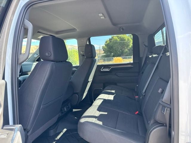 Used 2026 Chevrolet Silverado 3500 LT w/ All Star Edition AWD/4WD image 21