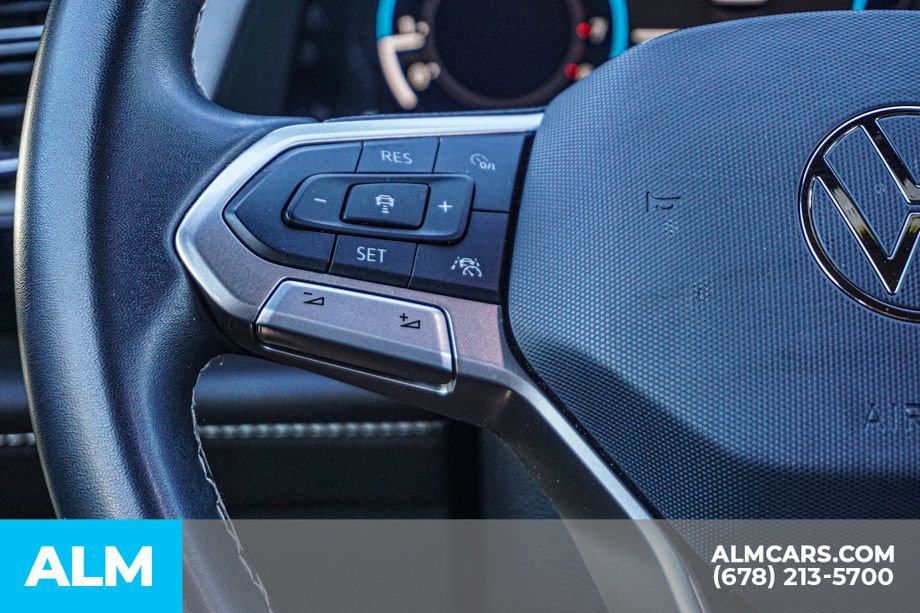 Used 2024 Volkswagen Atlas Cross Sport SE image 28