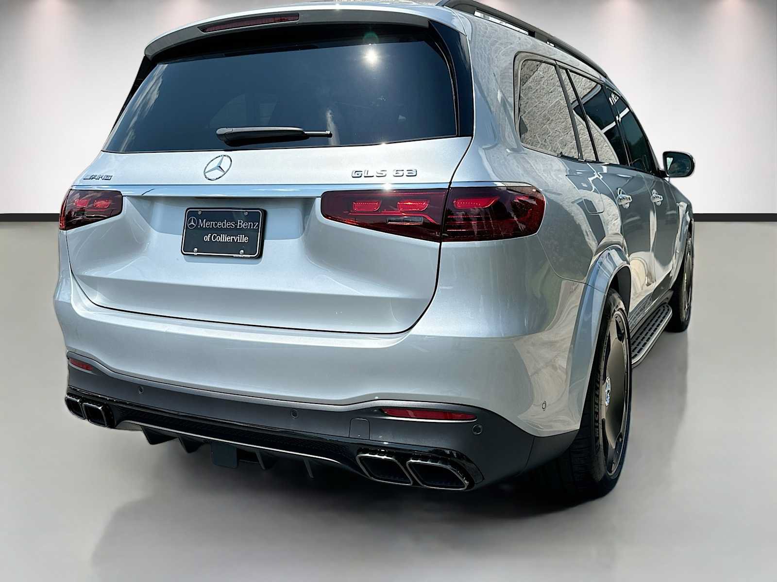 New 2026 Mercedes-Benz GLS 63 AMG 4MATIC image 5
