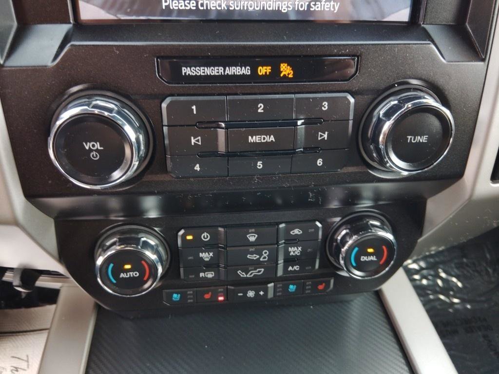 Used 2020 Ford F150 Lariat image 24