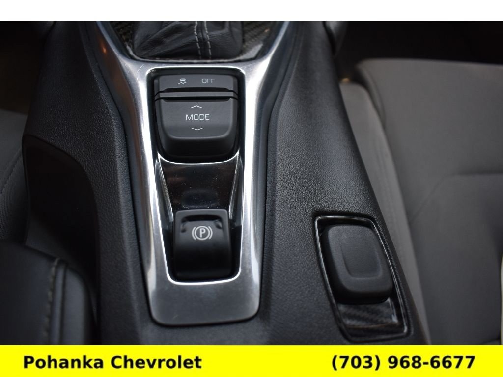 Used 2018 Chevrolet Camaro SS RWD image 20