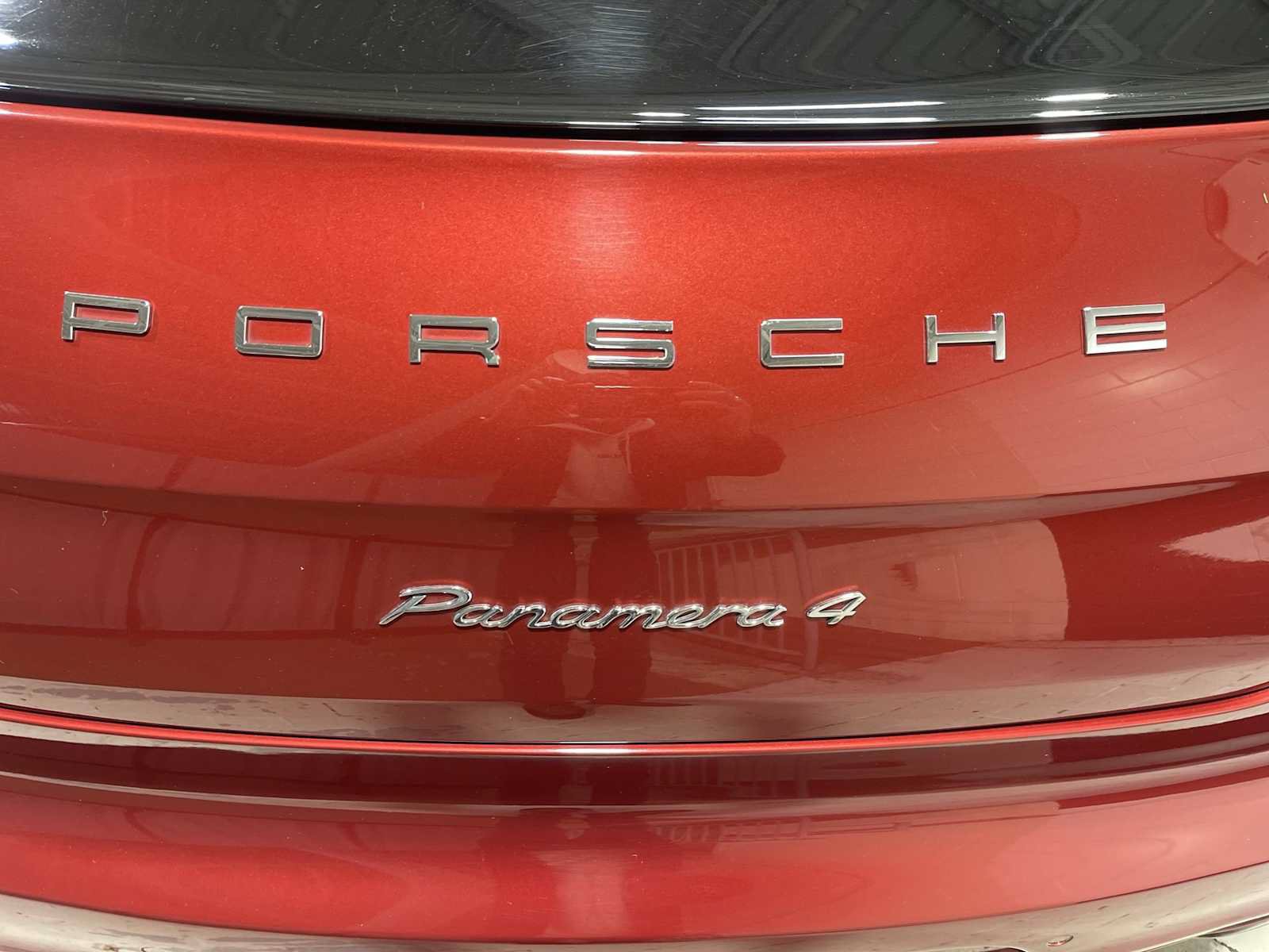 Used 2015 Porsche Panamera 4 w/ Premium Package Plus AWD/4WD image 7
