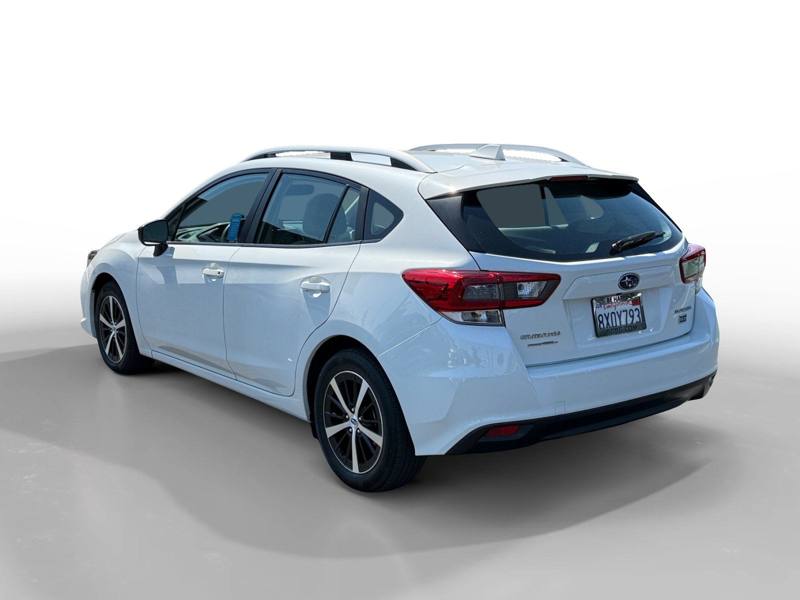 Used 2021 Subaru Impreza 2.0i Premium w/ Popular Package #2 AWD/4WD image 3