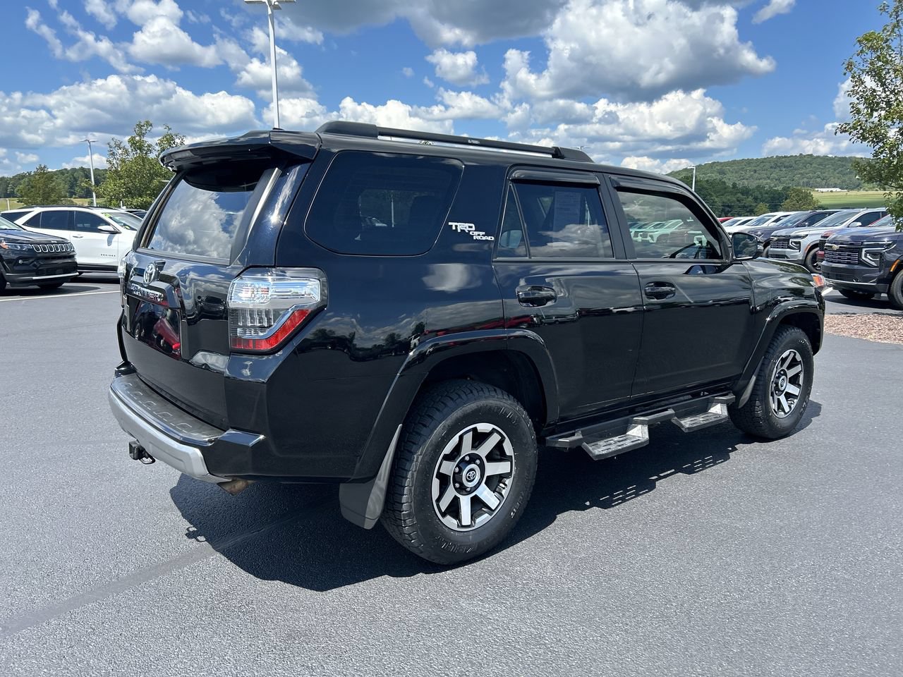 Used 2021 Toyota 4Runner TRD Off-Road Premium w/ Moonroof Package AWD/4WD image 7
