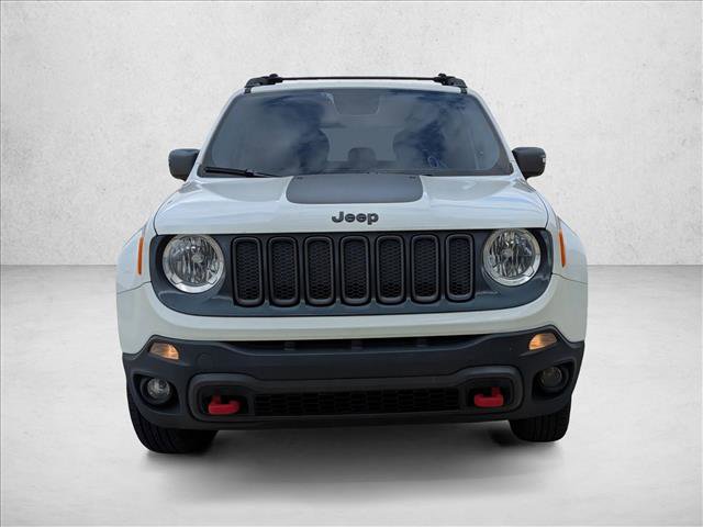 Used 2017 Jeep Renegade Trailhawk image 2