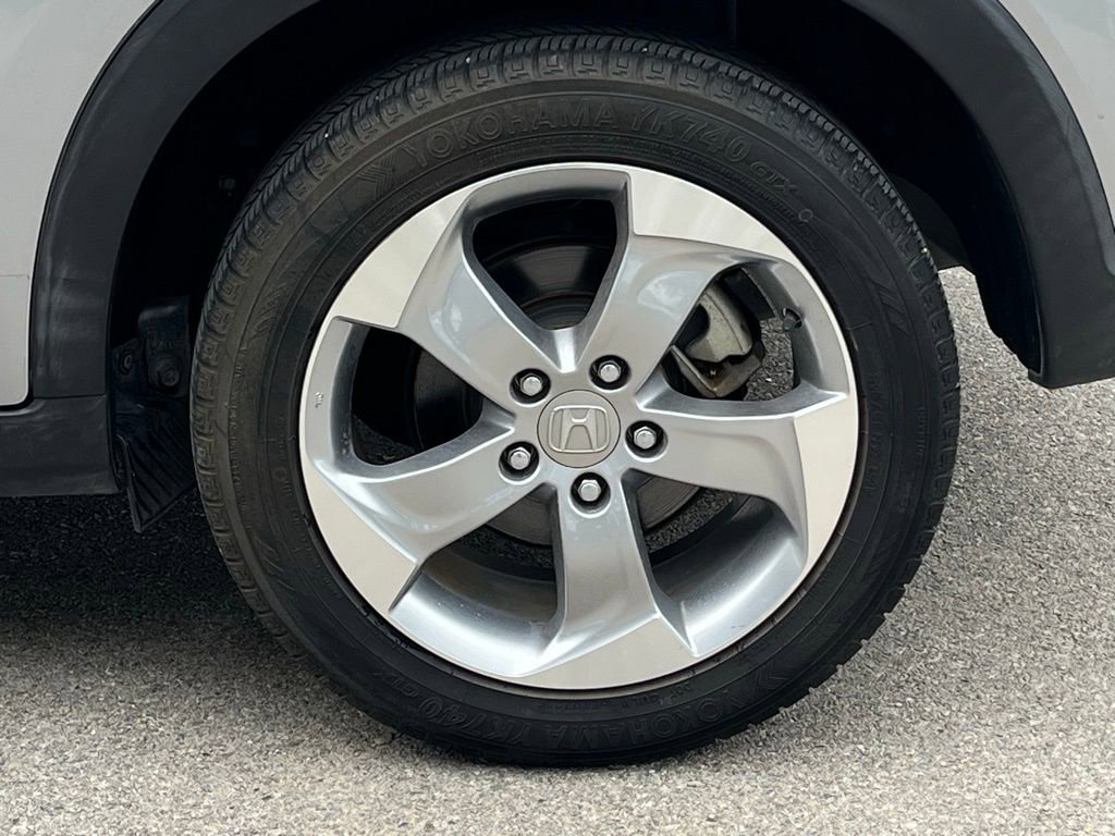 Used 2017 Honda HR-V LX image 11