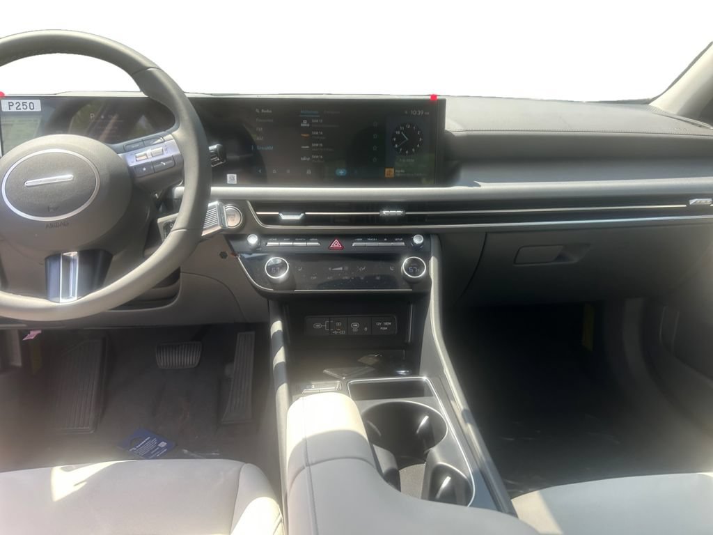 New 2026 Hyundai Sonata SEL FWD image 10