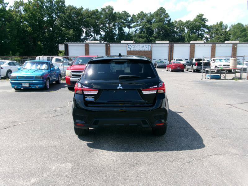 Used 2025 Mitsubishi Outlander Sport ES AWD/4WD image 7