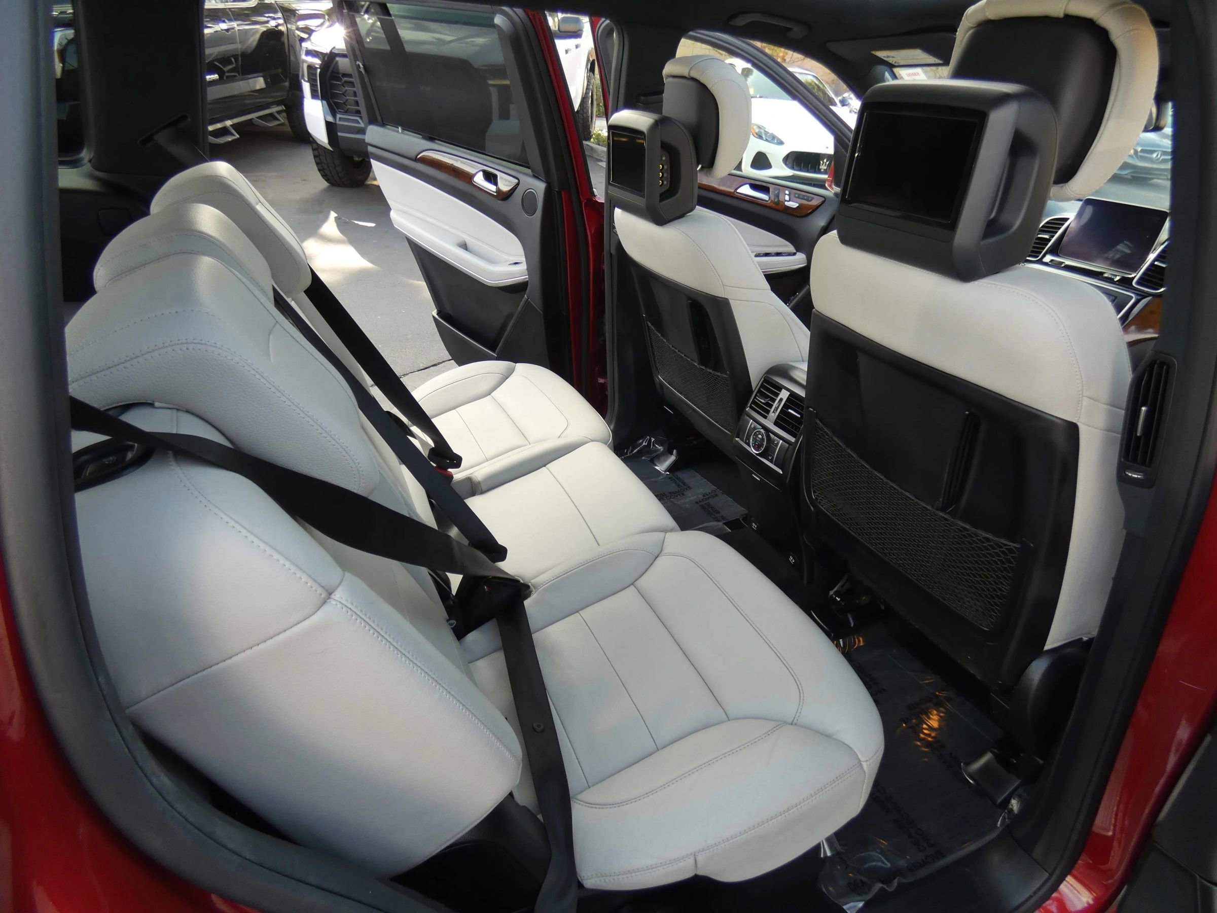 Used 2019 Mercedes-Benz GLS 550 4MATIC image 39