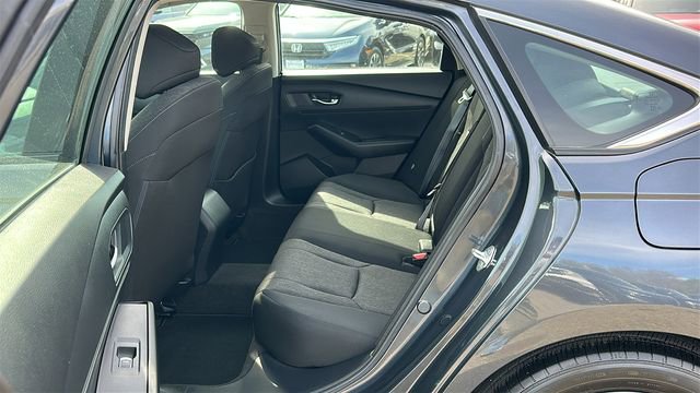 Used 2023 Honda Accord EX image 23