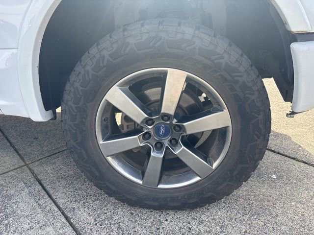Used 2017 Ford F150 XLT w/ Equipment Group 302A Luxury image 14