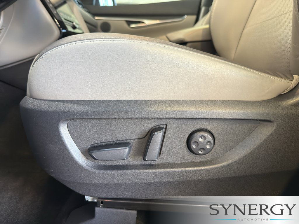 Certified 2023 INFINITI QX50 Luxe FWD image 23