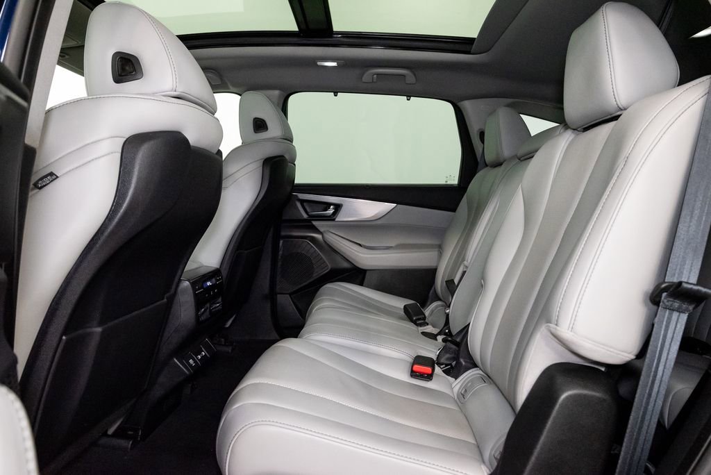 Used 2023 Acura MDX SH-AWD w/ Technology Package image 25