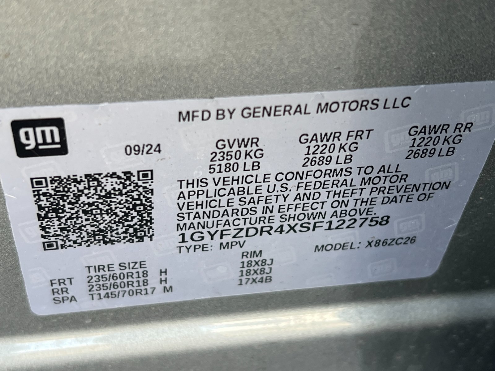 Certified 2025 Cadillac XT4 Premium Luxury AWD/4WD image 29